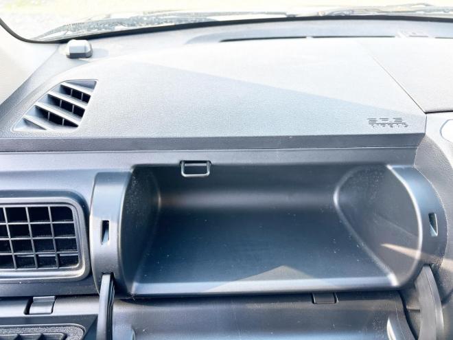 ゼストスパーク660Wターボ 4WD　ローンが不安な方＜優遇ローン＞本州仕入　社外ナビ　フルセグTV 