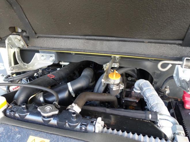 ホイールローダコマツ WA30-6　バケット容量0.4m3