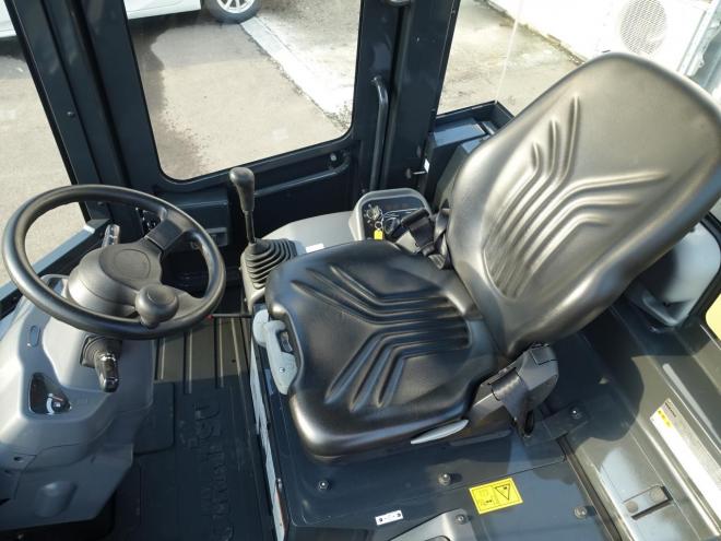 ホイールローダコマツ WA30-6　バケット容量0.4m3