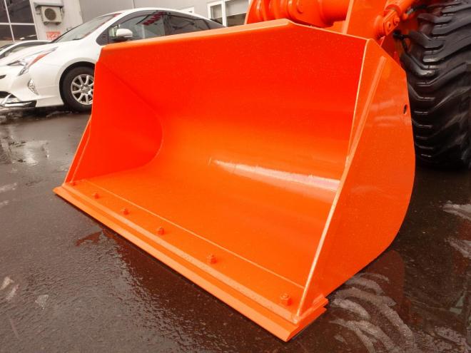 ホイールローダ日立 ZW30  バケット容量0.4m3 