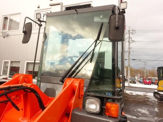 ホイールローダ日立 ZW30  バケット容量0.4m3 