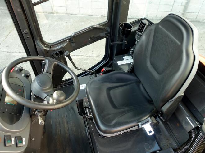 ホイールローダ日立 ZW50-5B  バケット容量0.6m3