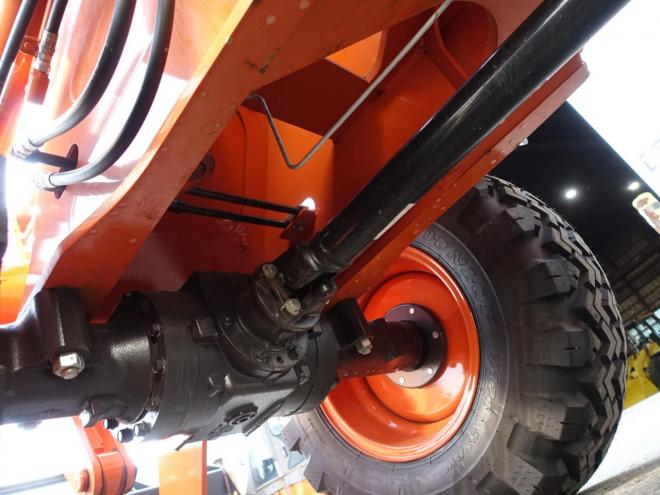 ホイールローダ日立 ZW50-5B  バケット容量0.6m3