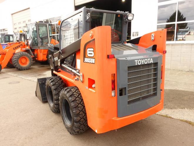 スキッドステアローダトヨタ 5SDKL６　バケット容量0.28m3 