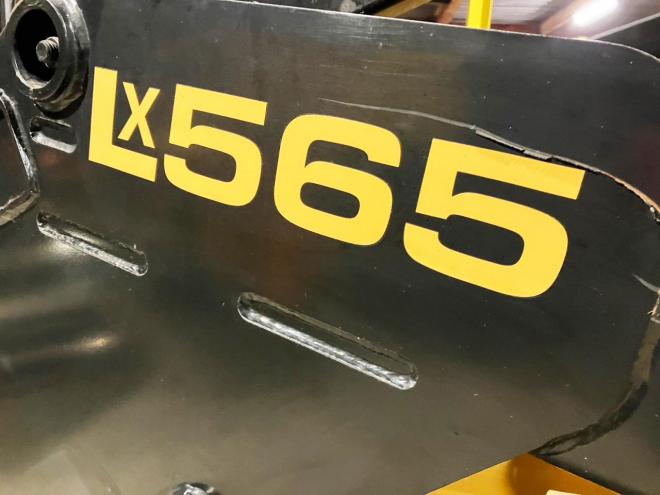 スキッドステアローダニューホランド　中古　LX565　建機