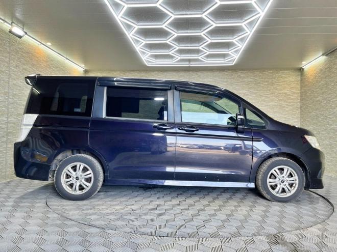 ステップワゴン2.0スパーダZ 4WD 5年保証 スマキー 両側パワスラ ナビ ETC 寒冷地仕様 禁煙 車検整備2年付 修復歴無