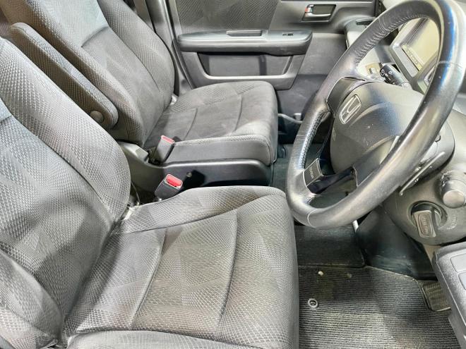 ステップワゴン2.0スパーダZ 4WD 5年保証 スマキー 両側パワスラ ナビ ETC 寒冷地仕様 禁煙 車検整備2年付 修復歴無