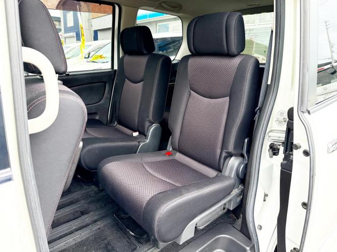 セレナ2.0Hスター Vエアロセレクション 4WD　ローンが不安な方＜優遇ローン＞　本州仕入　寒冷地仕様　エアロ　社外SDナビ　フルセグTV　両側パワースライド 4WD 2000 5Dr