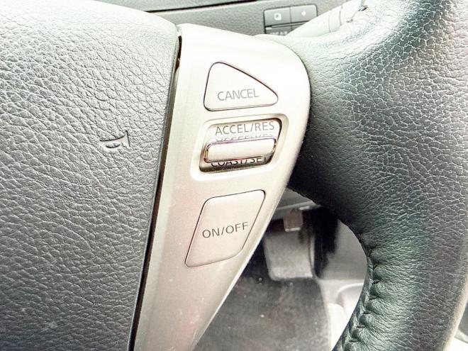 セレナ2.0Hスター Vエアロセレクション 4WD　ローンが不安な方＜優遇ローン＞　本州仕入　寒冷地仕様　エアロ　社外SDナビ　フルセグTV　両側パワースライド 4WD 2000 5Dr