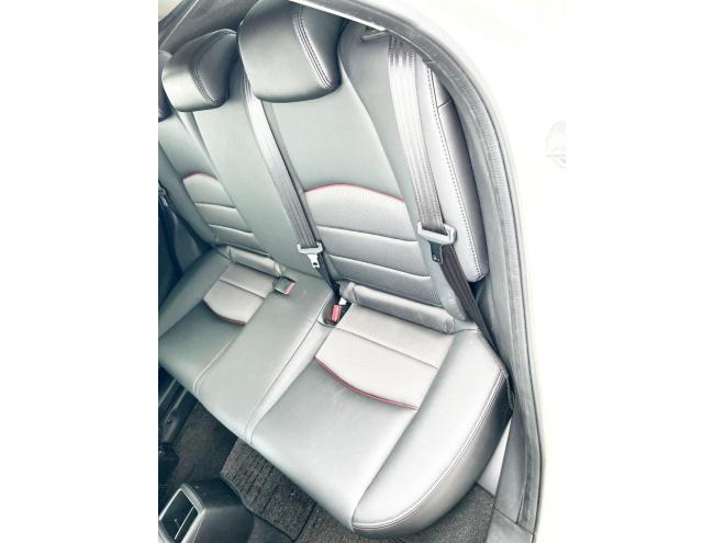 CX-31.5DT XDツーリング 4WD　ローンが不安な方＜優遇ローン＞本州仕入　革シート　純正ナビ　フルセグTV　バックカメラ　ローダウン　軽減ブレーキ 4WD 1500 5Dr