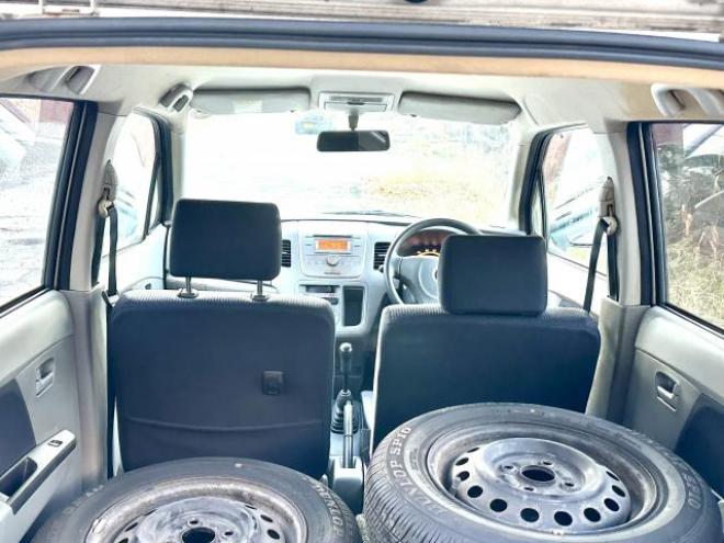 ワゴンR4WD 5速マニュアル　6万キロ　ABS  夏冬タイヤ 4WD 660 5Dr