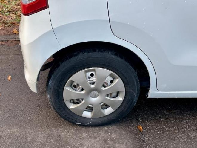 ワゴンR4WD 5速マニュアル　6万キロ　ABS  夏冬タイヤ 4WD 660 5Dr