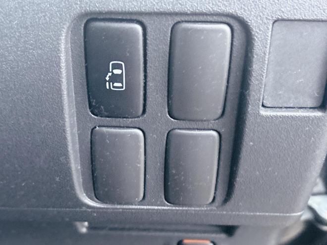 タント660カスタムX 4WD　ローンが不安な方＜優遇ローン＞寒冷地仕様　片側Pスラ　社外ナビ 4WD 660 5Dr