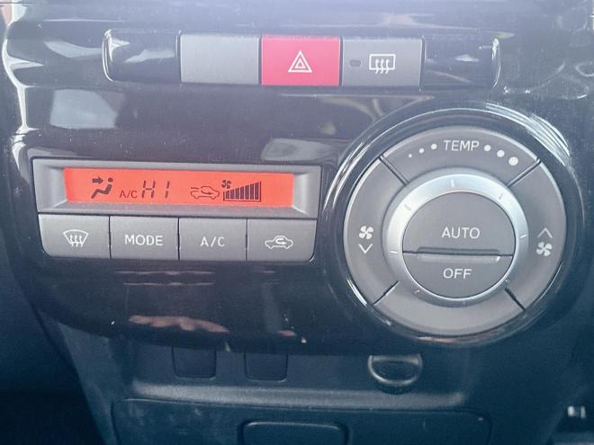 タント660カスタムX 4WD　ローンが不安な方＜優遇ローン＞寒冷地仕様　片側Pスラ　社外ナビ 4WD 660 5Dr