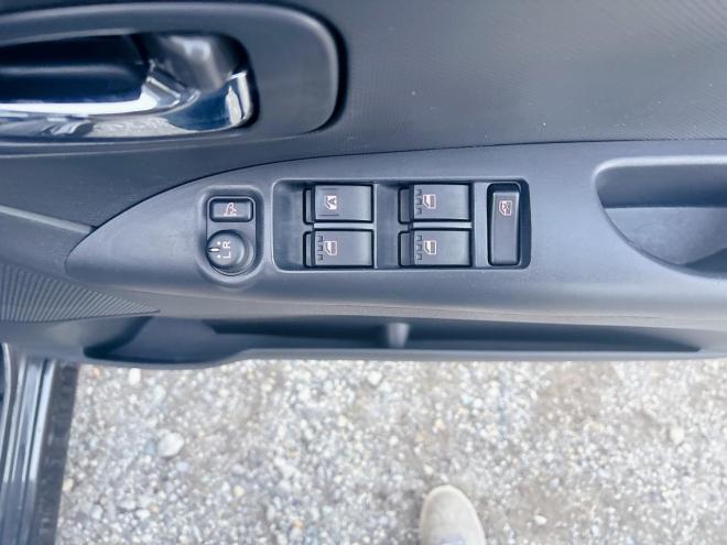 タント660カスタムX 4WD　ローンが不安な方＜優遇ローン＞寒冷地仕様　片側Pスラ　社外ナビ 4WD 660 5Dr