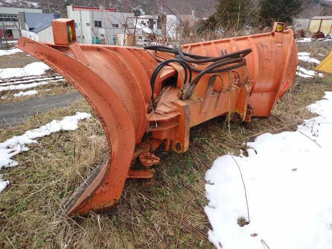ホイールローダLX120　ワンタッチマルチプラウ＆バケット　恵庭ヤード