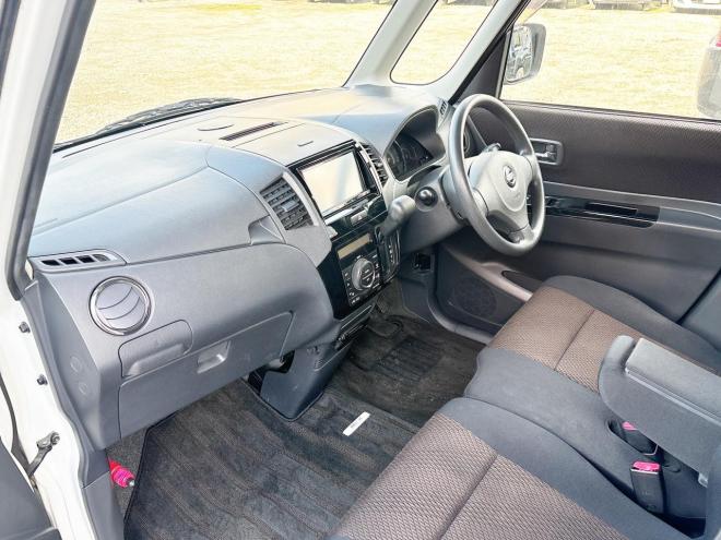 ルークス660ハイウェイスター 4WD　ローンが不安な方＜優遇ローン＞本州仕入 1年保証　寒冷地仕様　社外ナビ