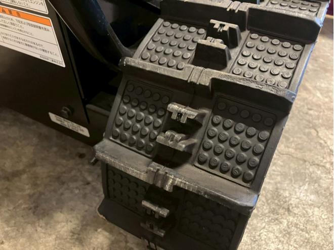 除雪機お手頃現状販売　除雪機　SB800！可変ブレード！ゴムスクレーパー！新潟店在庫に付き、お取り寄せになります！