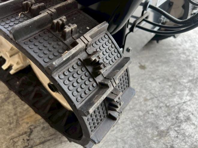 除雪機お手頃現状販売　除雪機　SB800！可変ブレード！ゴムスクレーパー！