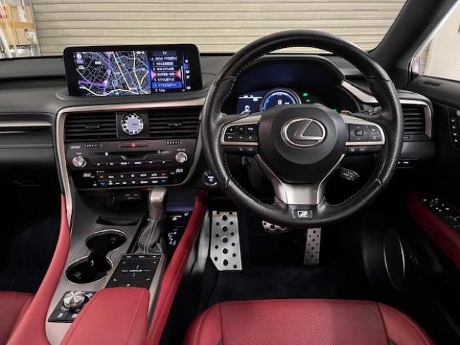 レクサスＲＸ４５０ｈ　Ｆスポーツ　本州仕入　レクサスセーフティセンス　寒冷地仕様　禁煙車　マークレビンソンプレミアム　ヘッドアップディスプレイ　純正２０インチＡＷ　純正１８ＡＷ＋スタッドレスタイヤ付　　電動パノラマルーフ　純正フレアレッドレザーシート　純正ナビ（フルセグ地デジ　Ｂｌｕｅｔｏｏｔｈ対応）＋バックカメラ＋全方位カメラ　パワーバックドア　プリクラッシュセーフティ　レーダークルーズコントロール　シートヒーター　前後ドラレコ　ステアリングヒーター　両席パワーシート　ＥＴＣ 4WD 3500 5Dr