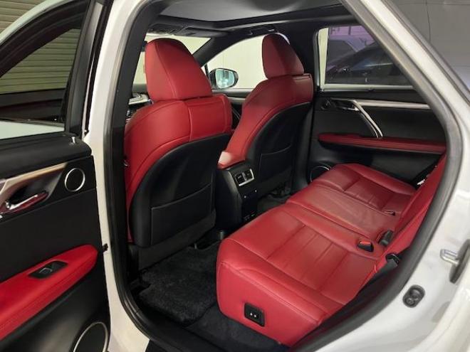 レクサスＲＸ４５０ｈ　Ｆスポーツ　本州仕入　レクサスセーフティセンス　寒冷地仕様　禁煙車　マークレビンソンプレミアム　ヘッドアップディスプレイ　純正２０インチＡＷ　純正１８ＡＷ＋スタッドレスタイヤ付　　電動パノラマルーフ　純正フレアレッドレザーシート　純正ナビ（フルセグ地デジ　Ｂｌｕｅｔｏｏｔｈ対応）＋バックカメラ＋全方位カメラ　パワーバックドア　プリクラッシュセーフティ　レーダークルーズコントロール　シートヒーター　前後ドラレコ　ステアリングヒーター　両席パワーシート　ＥＴＣ 4WD 3500 5Dr