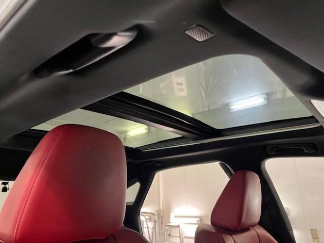 レクサスＲＸ４５０ｈ　Ｆスポーツ　本州仕入　レクサスセーフティセンス　寒冷地仕様　禁煙車　マークレビンソンプレミアム　ヘッドアップディスプレイ　純正２０インチＡＷ　純正１８ＡＷ＋スタッドレスタイヤ付　　電動パノラマルーフ　純正フレアレッドレザーシート　純正ナビ（フルセグ地デジ　Ｂｌｕｅｔｏｏｔｈ対応）＋バックカメラ＋全方位カメラ　パワーバックドア　プリクラッシュセーフティ　レーダークルーズコントロール　シートヒーター　前後ドラレコ　ステアリングヒーター　両席パワーシート　ＥＴＣ 4WD 3500 5Dr