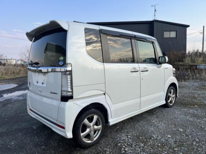 N-BOXカスタムGLパッケージ 4WD 660 5Dr