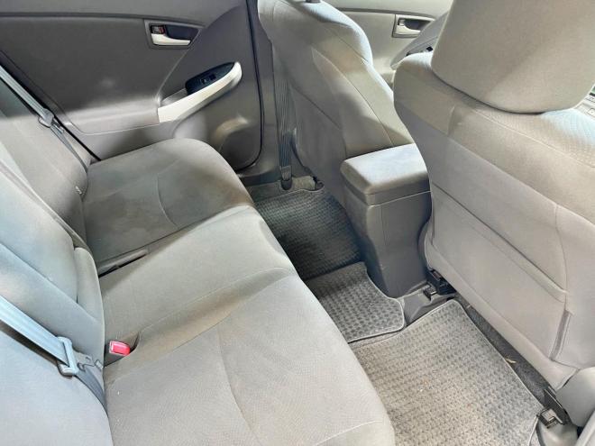 プリウス1.8S 5年保証 スマキー ナビ 寒冷地仕様 禁煙 車検整備2年付 修復歴無