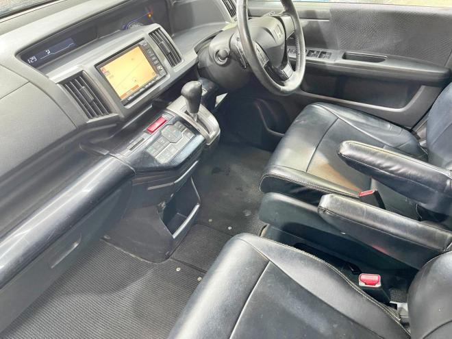 ステップワゴン2.0スパーダS 4WD 5年保証 パワスラ ナビTV Bカメ ETC 寒冷地仕様 禁煙 車検整備2年付 修復歴無