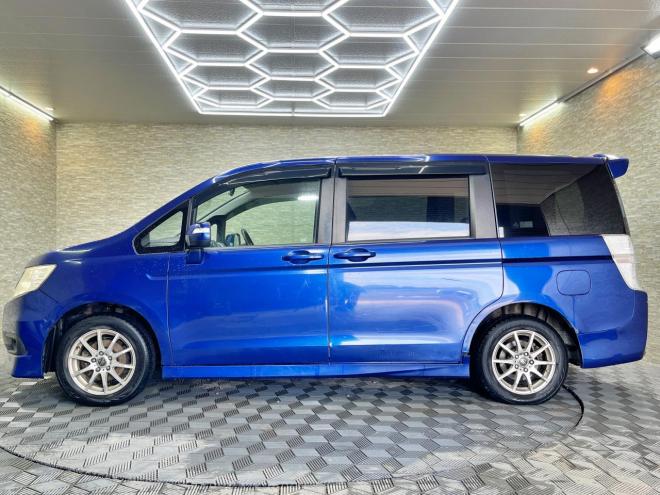 ステップワゴン2.0スパーダS 4WD 5年保証 パワスラ ナビTV Bカメ ETC 寒冷地仕様 禁煙 車検整備2年付 修復歴無