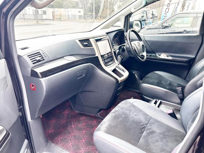 ヴェルファイア2.4Zゴールデンアイズ 4WD ローンが不安な方＜優遇ローン＞後期型　アルパイン8型ナビ　後席モニター　フルセグTV　両側パワースライド　電動リアゲート　HID　スマートキー　コーナーセンサー　　ハーフレザー 4WD 2400 5Dr