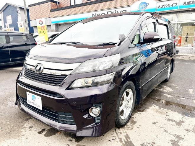 ヴェルファイア2.4Zゴールデンアイズ 4WD ローンが不安な方＜優遇ローン＞後期型　アルパイン8型ナビ　後席モニター　フルセグTV　両側パワースライド　電動リアゲート　HID　スマートキー　コーナーセンサー　　ハーフレザー 4WD 2400 5Dr