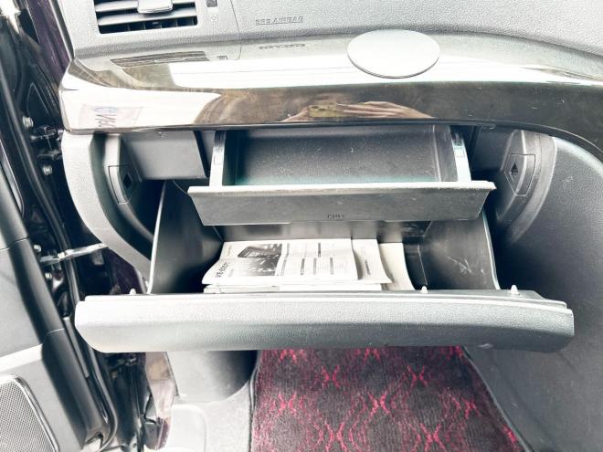 ヴェルファイア2.4Zゴールデンアイズ 4WD ローンが不安な方＜優遇ローン＞後期型　アルパイン8型ナビ　後席モニター　フルセグTV　両側パワースライド　電動リアゲート　HID　スマートキー　コーナーセンサー　　ハーフレザー 4WD 2400 5Dr