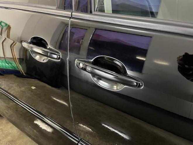 エスティマアエラス　本州仕入　後期型　寒冷地仕様　禁煙車　ＷＡＫＯＳバリアスコーティング済　純正１８インチＡＷ　社外１６ＡＷ＋スタッドレスタイヤ付　両側パワースライドドア　アルパイン９インチＨＤＤナビ（フルセグ地デジ　ＤＶＤ再生　Ｂｌｕｅｔｏｏｔｈ）＋バックカメラ　エンジンスターター　ＰＵＳＨスタート　スマートキー　クルーズコントロール　タイミングチェーン車　ＨＩＤ ヘッドライト　ビルトインＥＴＣ  4WD 2400 5Dr