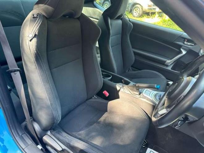 862.0 GT　社外ターボ・ブリッツ仕様　クスコ車高調　LSD　HKSマフラー　ブリッツブーコン　ブリッツオイルクーラー　社外アルミ　パワステ　パワーウィンドウ　純正ナビ　ABS　キーレスエントリー 2WD 2000