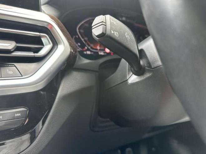 BMWX3 xドライブ20d Mスポーツ ディーゼルターボ 4WD　マイナー後　電動シート　電動リアゲート　TVナビ　バックカメラ　パワステ　パワーウィンドウ　シートヒーター　ETC　アルミホイール　盗難防止装置　ABS　クルーズコントロール 正規輸入車 2000