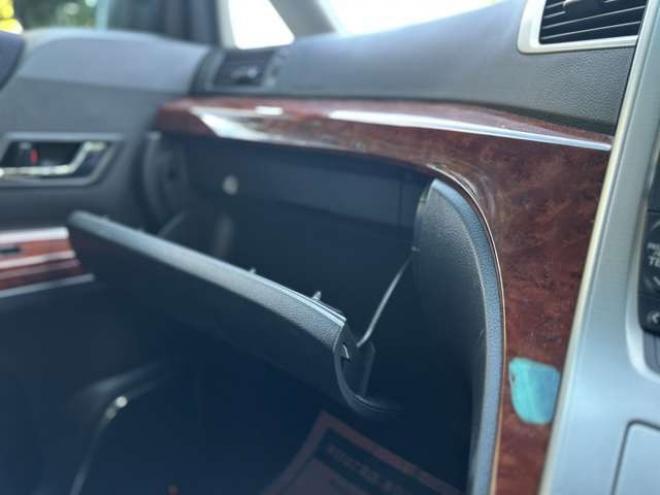 ヴェルファイア3.5 Z プラチナセレクションII 4WD　両側電動スライドドア　パワステ　パワーウィンドウ　ABS　クルーズコントロール　電動リアゲート　地デジナビ　バックカメラ　ETC　キーレス　純正アルミ　3列シート　後席モニター 3500