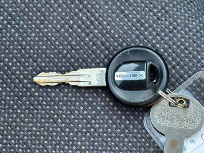 180SX2.0 タイプII　ワンオーナー　社外ハンドル　社外ターボタイマー　社外オーディオ　ミラーヒーター　パワステ　パワーウィンドウ　社外アルミホイール 2WD 2000