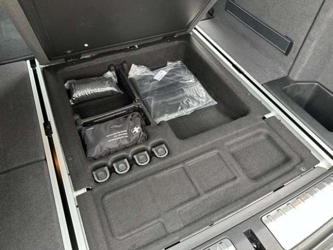 BMWX3 xドライブ20d Mスポーツ ディーゼルターボ 4WD　電動バックドア/ナビTV/Bカメラ/電動シート 正規輸入車 2000