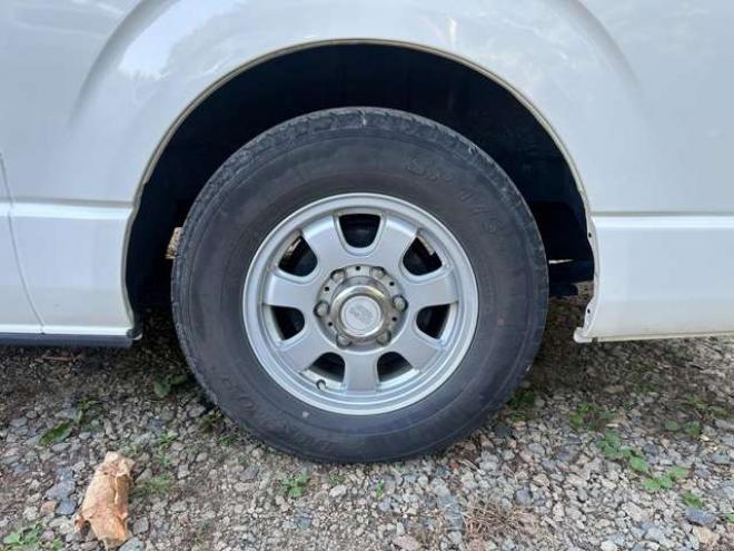 ハイエースバン2.7 DX ワイド スーパーロング ハイルーフ GLパッケージ 4WD　ハイルーフ　サブバッテリー　ベットキット　ワンオーナー　パワステ　パワーウィンドウ　キーレス　片側スライドドア 2700