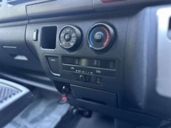 ハイエースバン2.7 DX ワイド スーパーロング ハイルーフ GLパッケージ 4WD　ハイルーフ　サブバッテリー　ベットキット　ワンオーナー　パワステ　パワーウィンドウ　キーレス　片側スライドドア 2700
