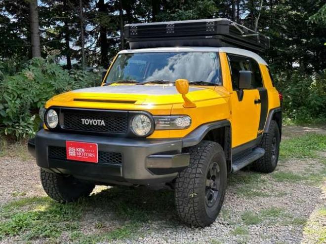 FJクルーザー4.0 カラーパッケージ 4WD　INTREPIDキャンプギアルーフテント　社外10インチナビ　バックカメラ　前後ドラレコ　パワステ　パワーウィンドウ　アルミ　ABS　キーレス　ETC 4000