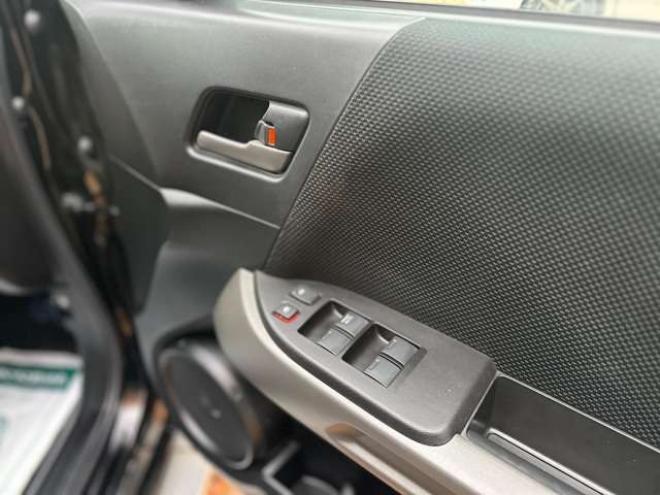 クロスロード2.0 20X HDDナビ エディション 4WD　サイドステップ　ETC　ミラーヒーター　純正ナビ　バックカメラ　純正アルミ　パワーウィンドウ　パワステ　ABS　キーレス 2000