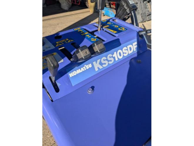 除雪機コマツ　KSS10SDF　（ヤマハYT1080EDと同品）　10馬力　良品