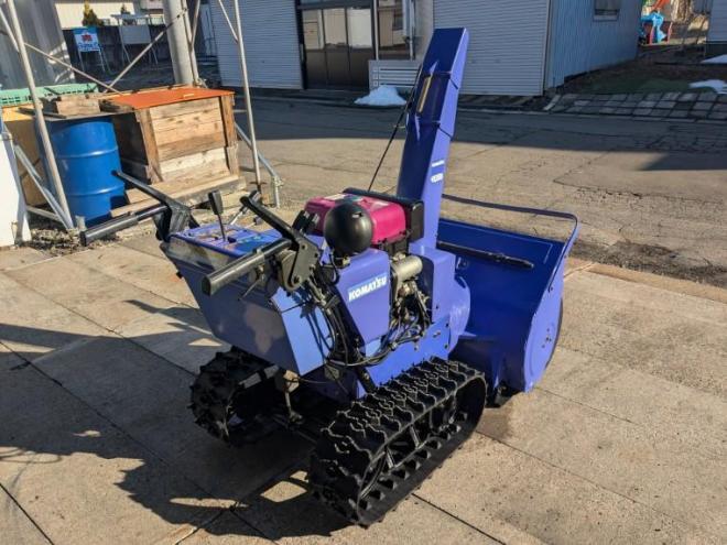 除雪機コマツ　KSS10SDF　（ヤマハYT1080EDと同品）　10馬力　良品