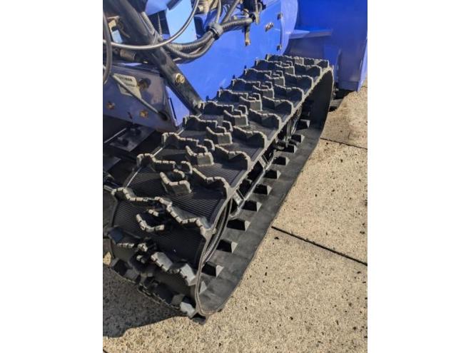 除雪機コマツ　KSS10SDF　（ヤマハYT1080EDと同品）　10馬力　良品