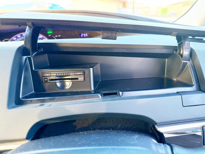 エスティマハイブリッドハイブリッド2.4アエラス 4WD　ローンが不安な方＜優遇ローン＞本州仕入　モデリスタエアロ　クルーズコントロール　ムーンルーフ 4WD 2400 5Dr