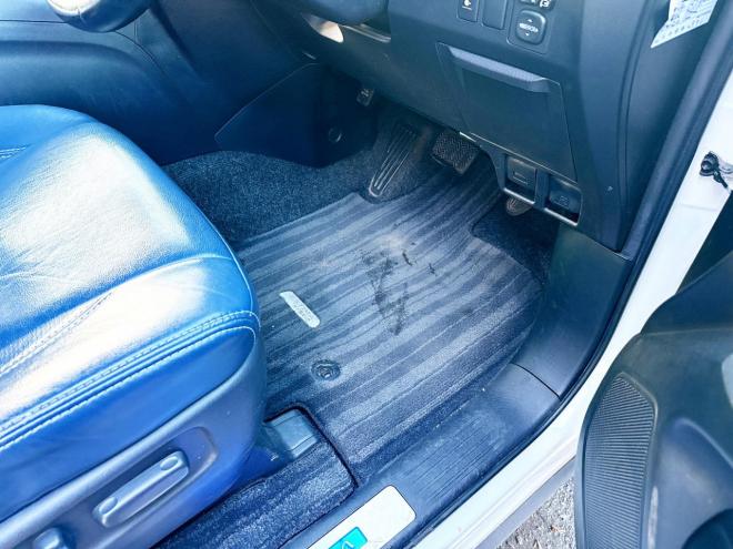 エスティマハイブリッドハイブリッド2.4アエラス 4WD　ローンが不安な方＜優遇ローン＞本州仕入　モデリスタエアロ　クルーズコントロール　ムーンルーフ 4WD 2400 5Dr