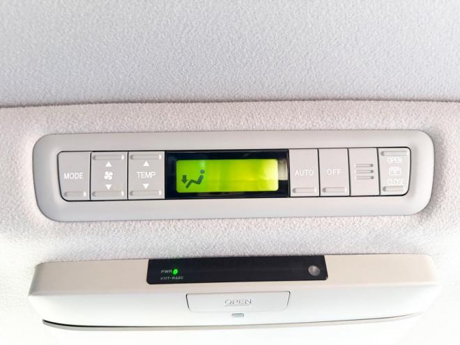 エスティマハイブリッドハイブリッド2.4アエラス 4WD　ローンが不安な方＜優遇ローン＞本州仕入　モデリスタエアロ　クルーズコントロール　ムーンルーフ 4WD 2400 5Dr