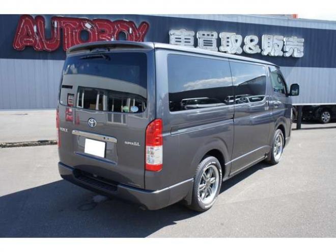 ハイエースバン2.8 スーパーGL ダークプライムII ロングボディ ディーゼルターボ 4WD　415COBRA　クリーンルック3 Fスポイラー&BY2Neoボンネット&ステージ2ルーフスポイラー&バッドラッカー17インチAW&フラットベッドキット　ヨコハマPARADA215/60R17　両側パワースライドドア　デジタルインナー 2800